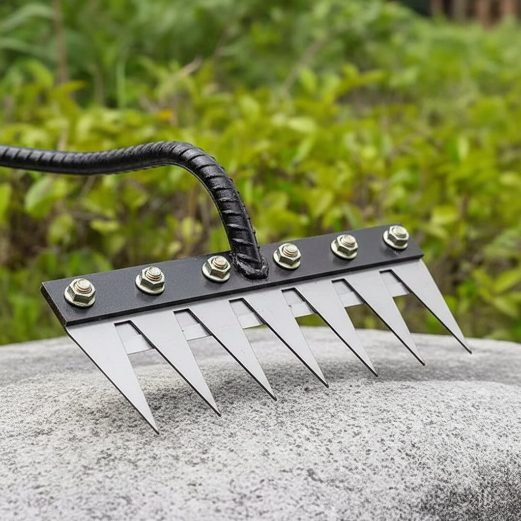 Garden Rake Head with Carbon Steel Tines and Detachable Design for Wooden Poles