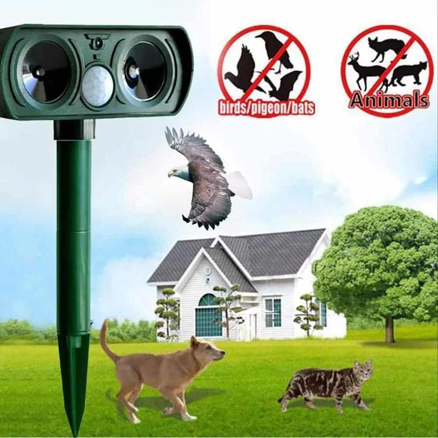 Motion Sensing Animal Repeller with Solar Power and Ultrasonic Sound, LED Flash