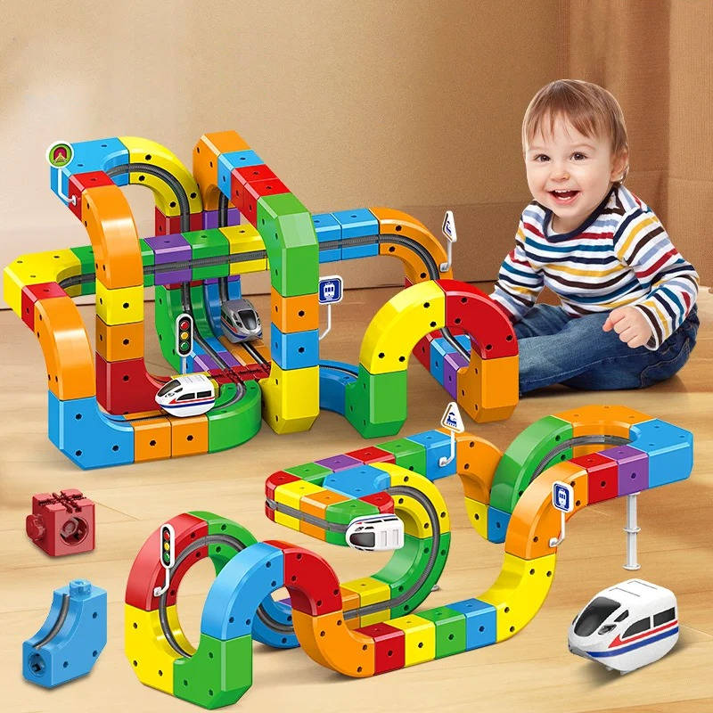 Motorized Train Set with Magnetic Track Cubes and Flexible Bendy Sections, USB Rechargeable