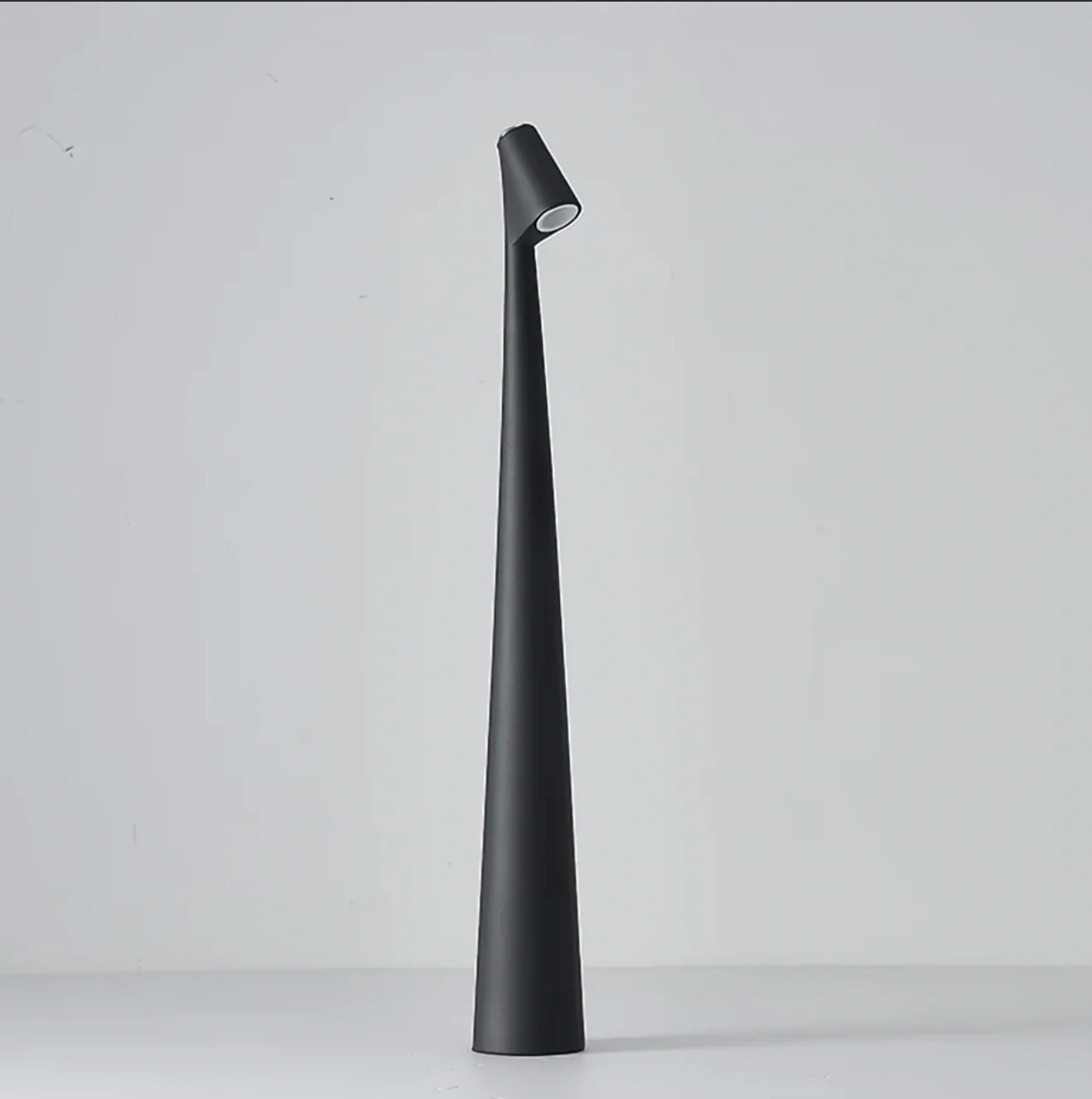 Cordless Touch Control Table Lamp with Adjustable Color Temperature and USB C Charging - Alverraliving