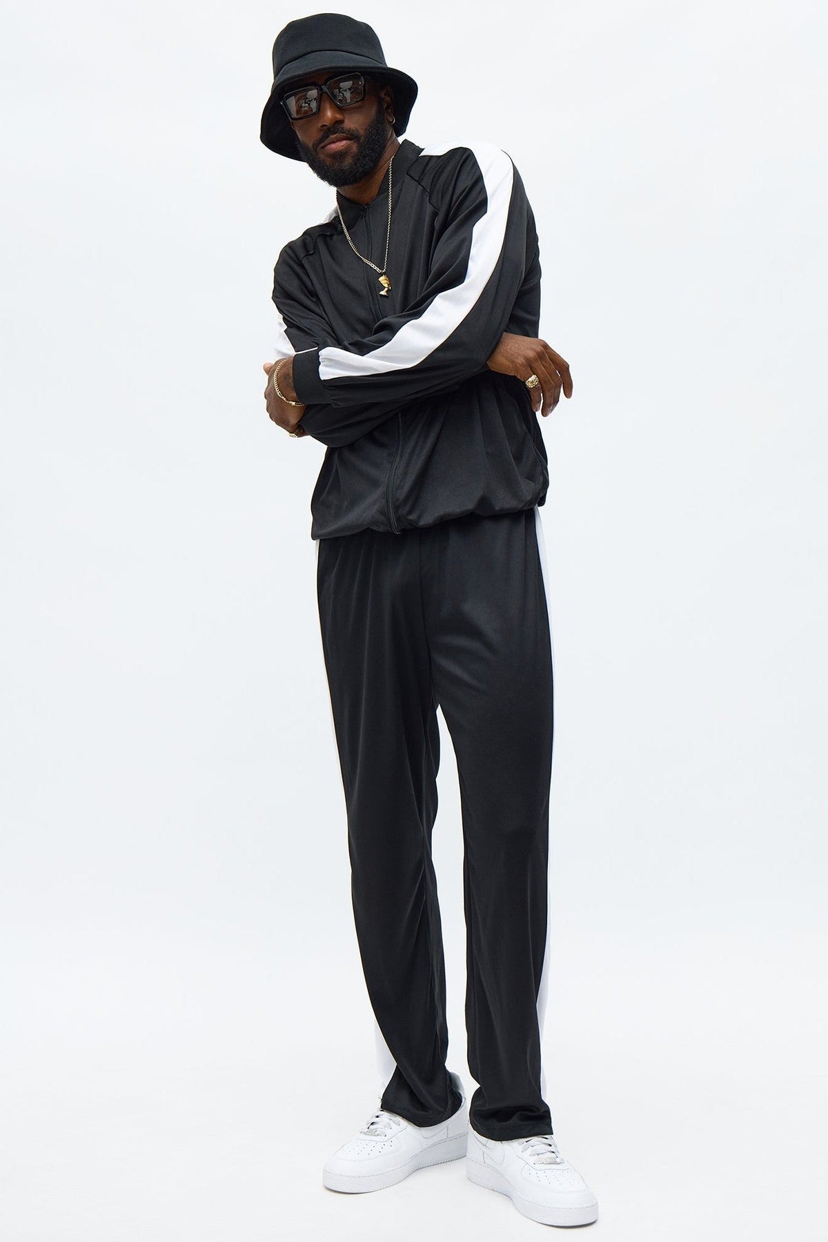 Black and White Hip Hop Costume Set for Adults with Breathable Fabric