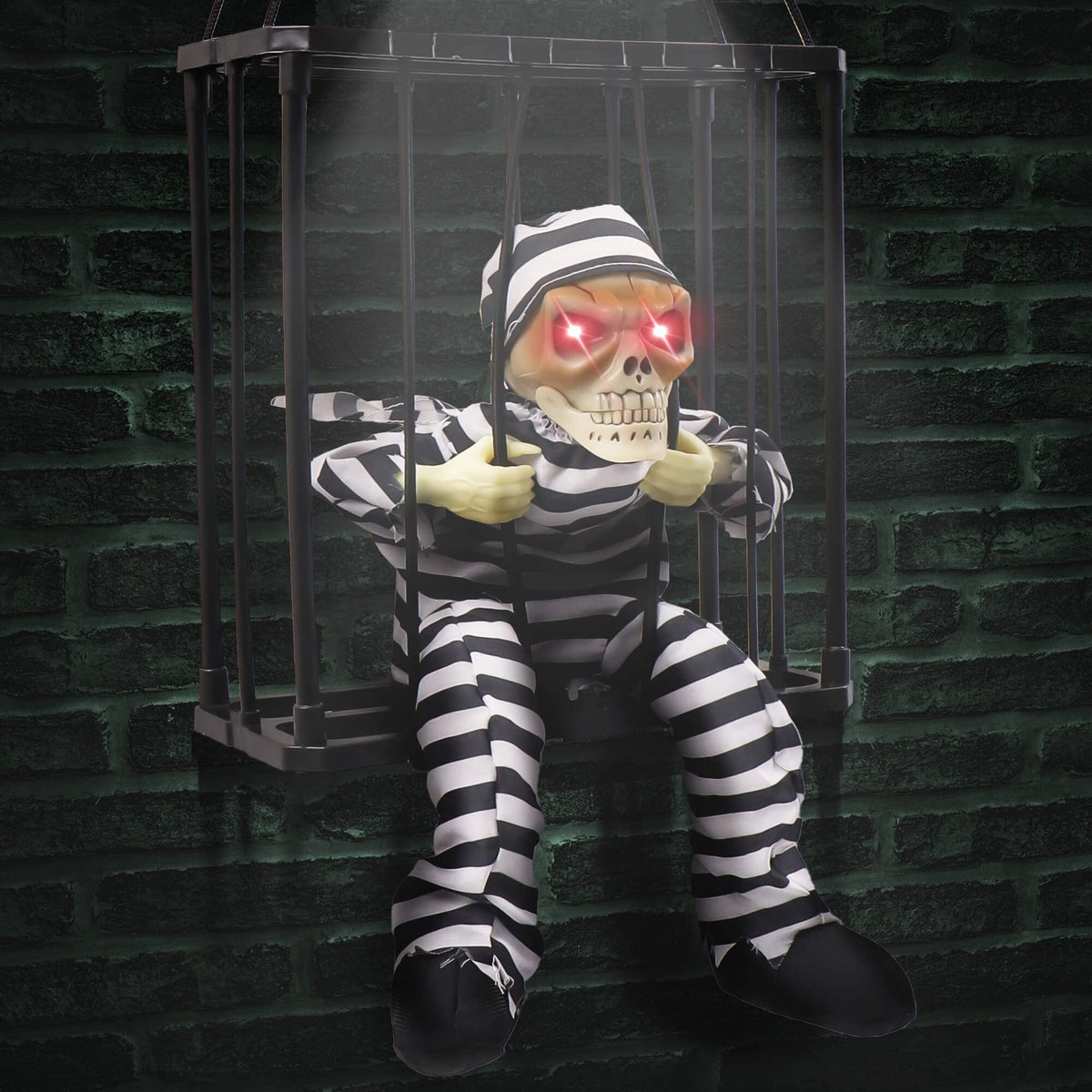 Motion Sensor Skull Prisoner Prop with Lunging Action and Scream Sound