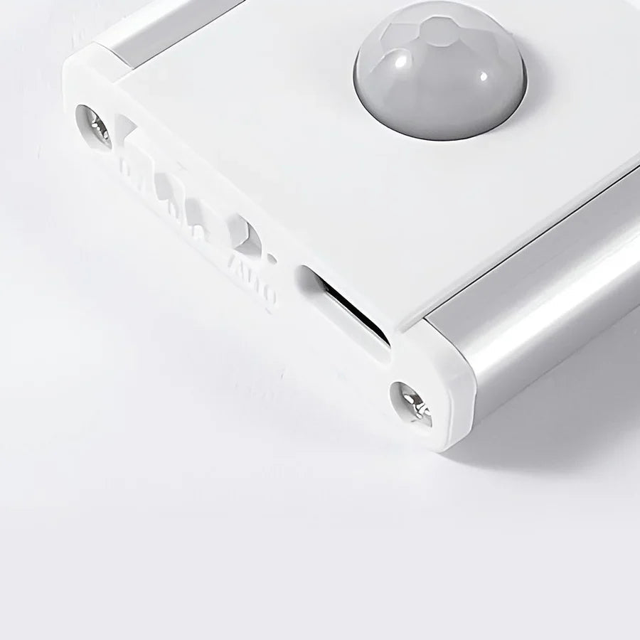 Motion Activated Cabinet Light with Adjustable Color Temperature and Magnetic Mounting
