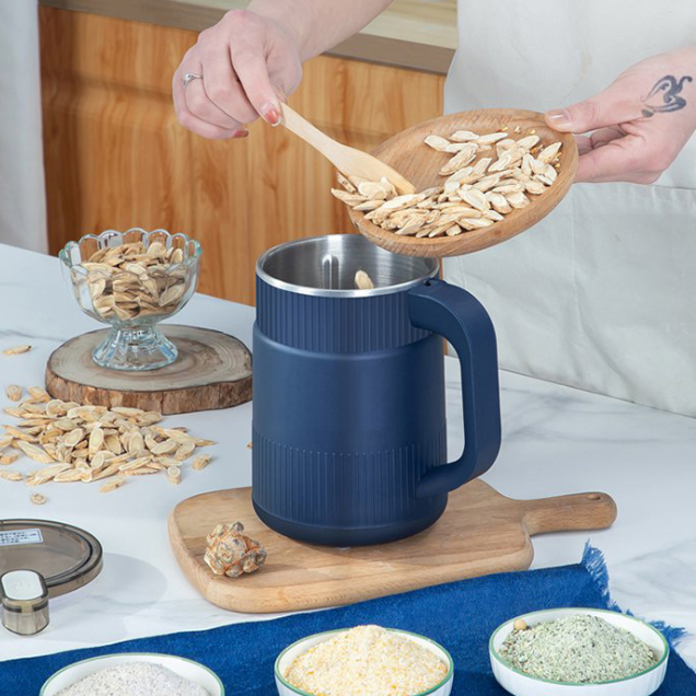 Electric Grain Mill with Adjustable Texture and Removable Chamber