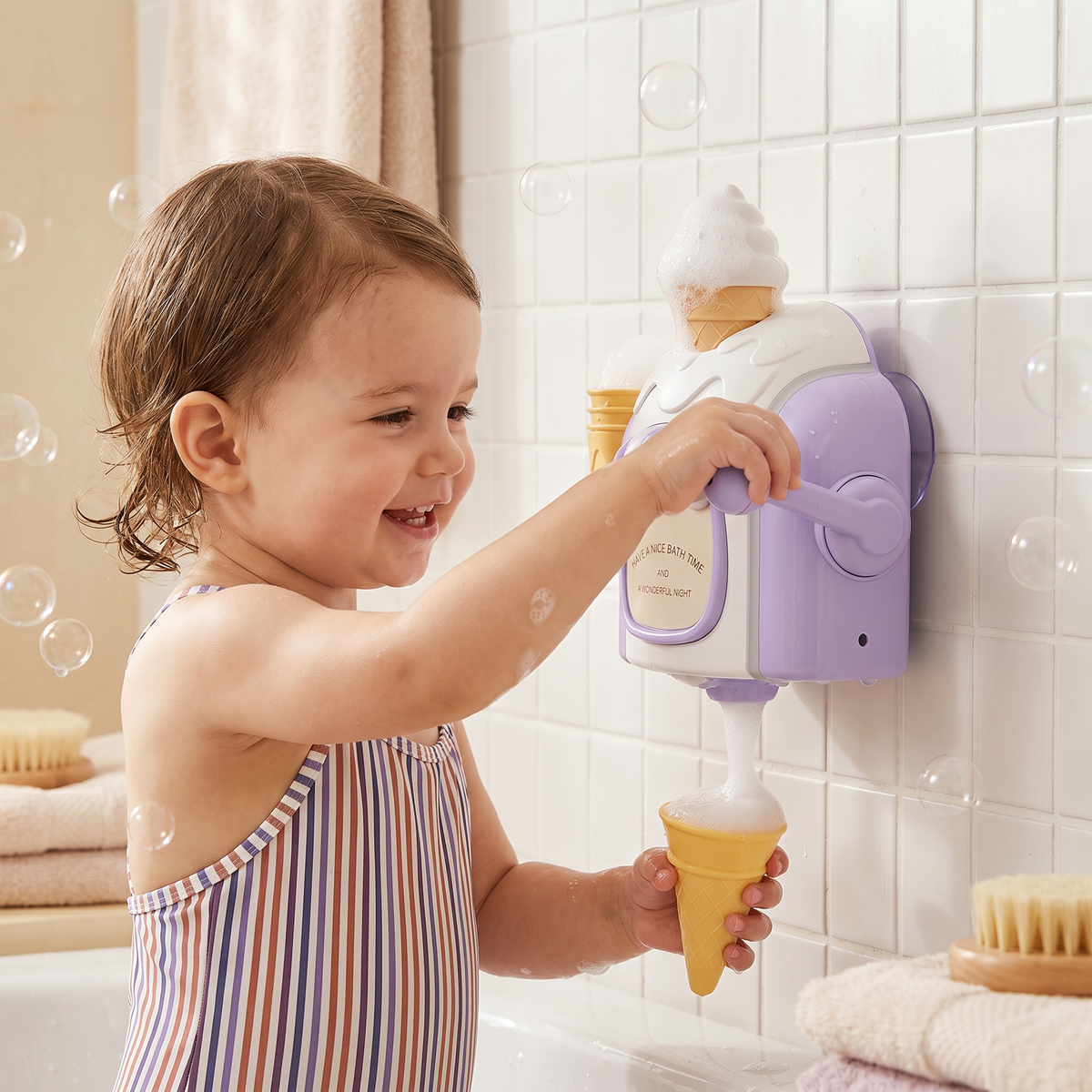 Bubble Making Ice Cream Toy for Bath Time with Smiling Face Design