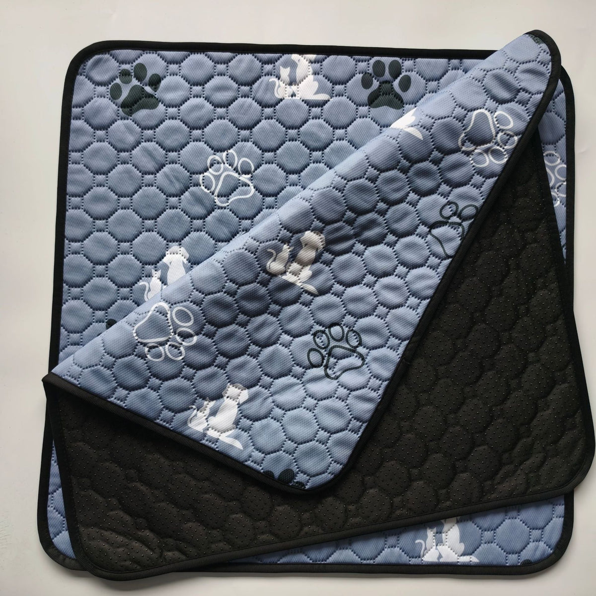 Pet Mat with Grip Base and Machine Washable Quilted Surface