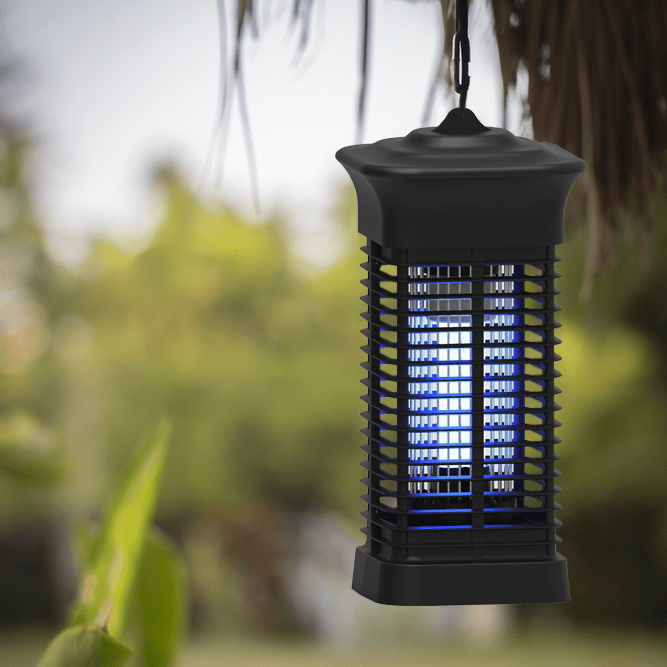 Ultraviolet Insect Zapper with Electrified Grid and Collection Trap, 550 Sq Ft