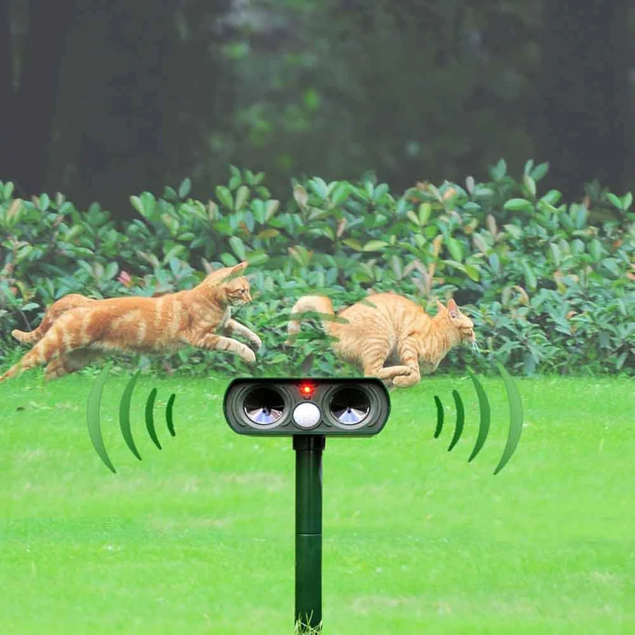 Motion Sensing Animal Repeller with Solar Power and Ultrasonic Sound, LED Flash