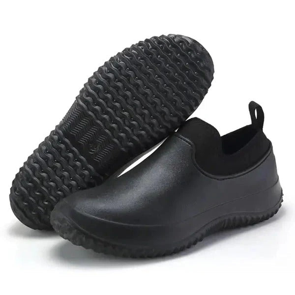 Work Shoes with Water Blocking Outer Layer and Textured Slip Resistant Sole