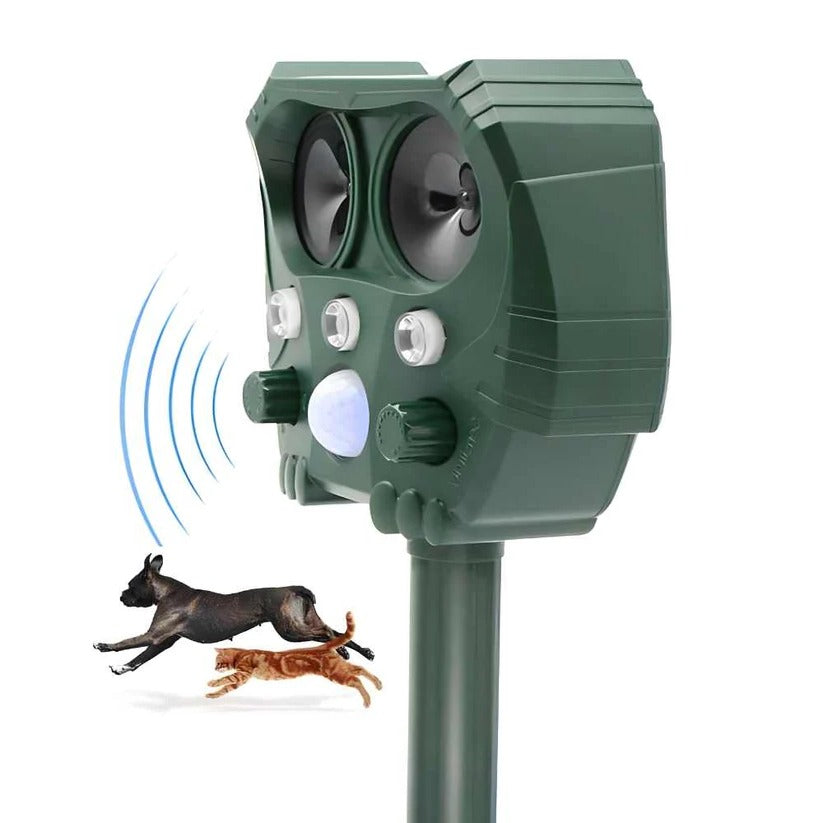 Motion Activated Animal Repellent with Ultrasonic Waves and Infrared Light for Cats, Foxes, Rats and Squirrels