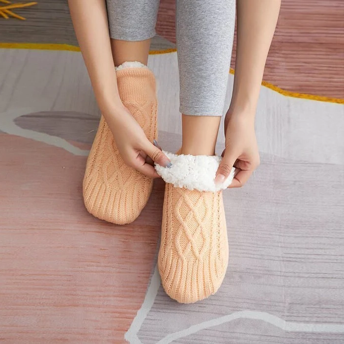 Fleece Socks with Silicone Grip Dots and Mid Calf Coverage