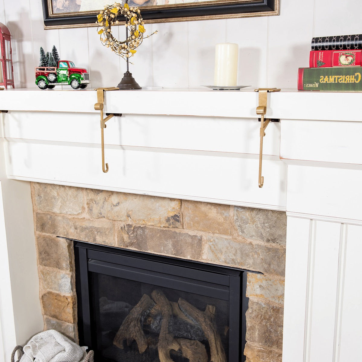 Dual Hook Mantle Holder with Adjustable Extension Rod and Rubber Grip Pads