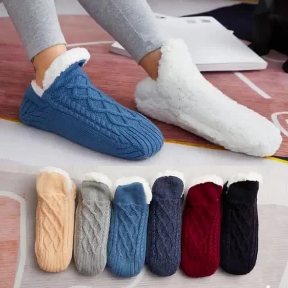 Fleece Socks with Silicone Grip Dots and Mid Calf Coverage