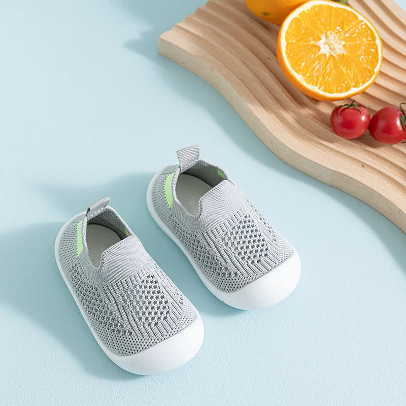 Anti Slip Shoe Socks for Kids with Rubberized Grip Sole