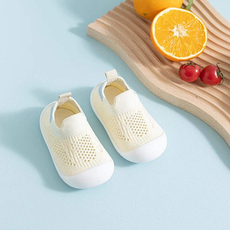 Anti Slip Shoe Socks for Kids with Rubberized Grip Sole