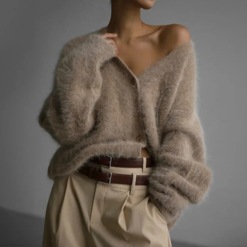 Women's Knit Sweater with Round Neckline and Natural Fiber, Shape Retention