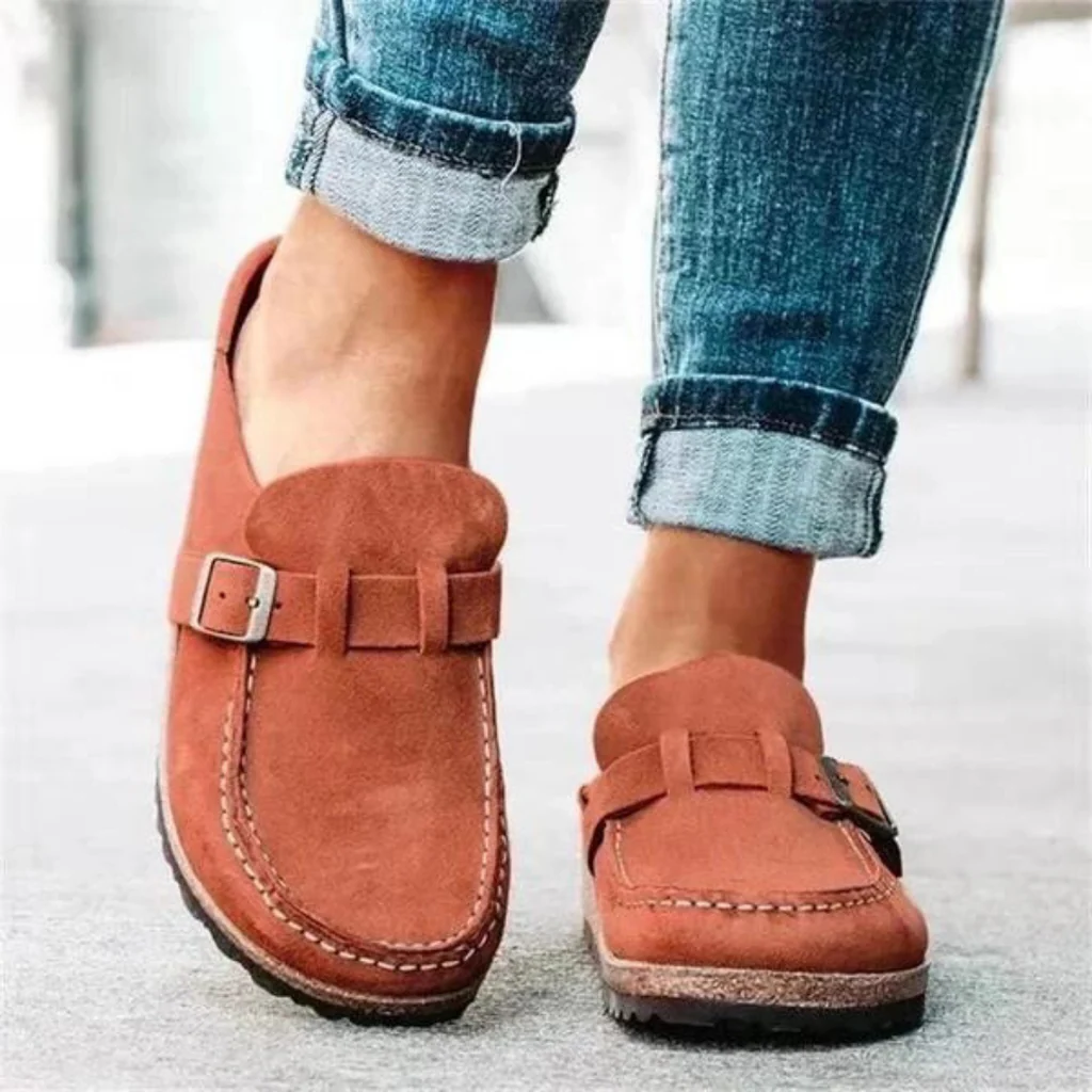 Womens Buckled Sandals with Open Toe Design and Flat Sole