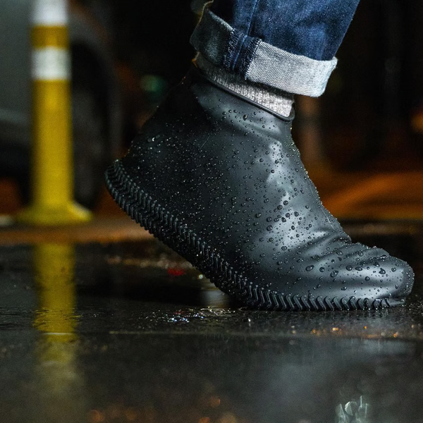 Silicone Shoe Covers with Non-Slip Textured Sole and Foldable Design