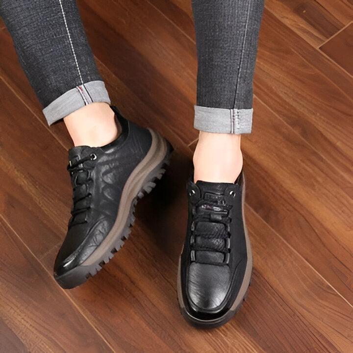 Men's Slip-On Shoes with Adjustable Arch Inserts and Rubber Traction Sole