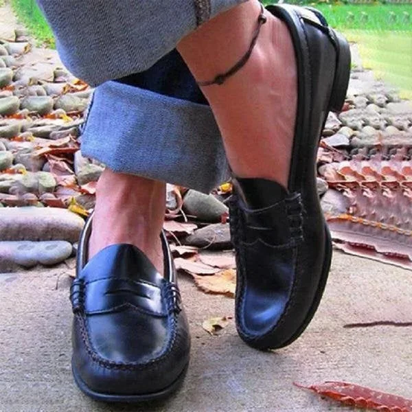 Womens Slip On Loafers with Round Toe and Low Heel, Synthetic Leather
